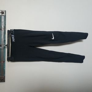 Girls Nike Pro Leggings